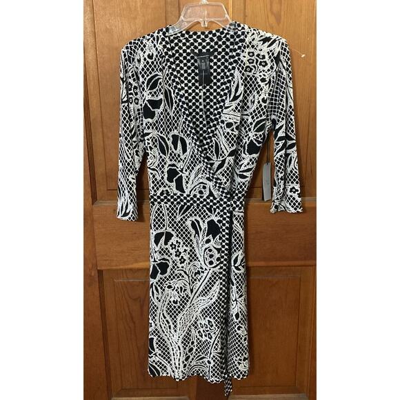 White House Black Market Reversible Wrap Dress Sz 12 New 2 In 1 Stretch 3/4 - Picture 4 of 9